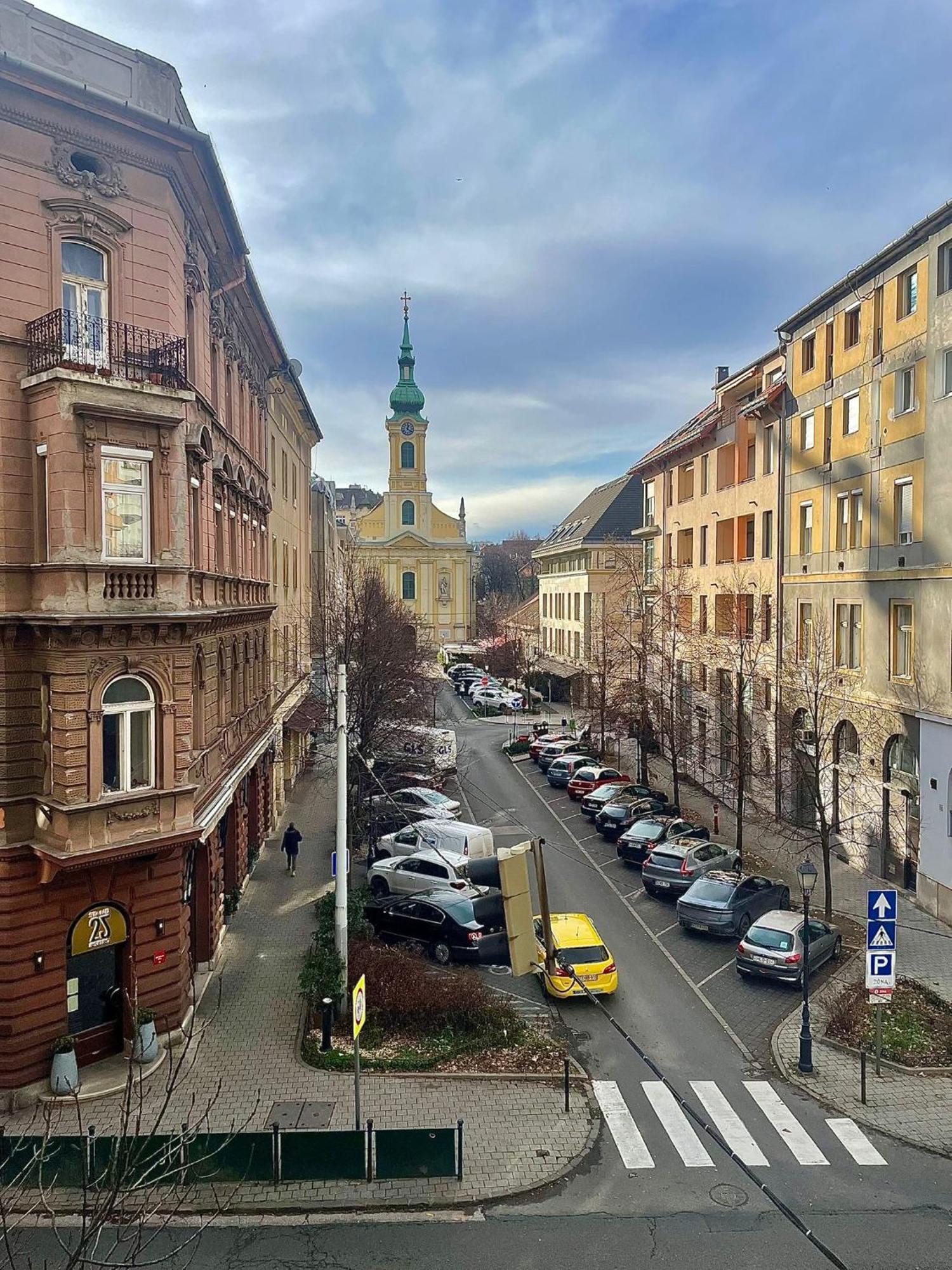 Logodi Apartment #Castle #Freeparking Budapest Exterior photo